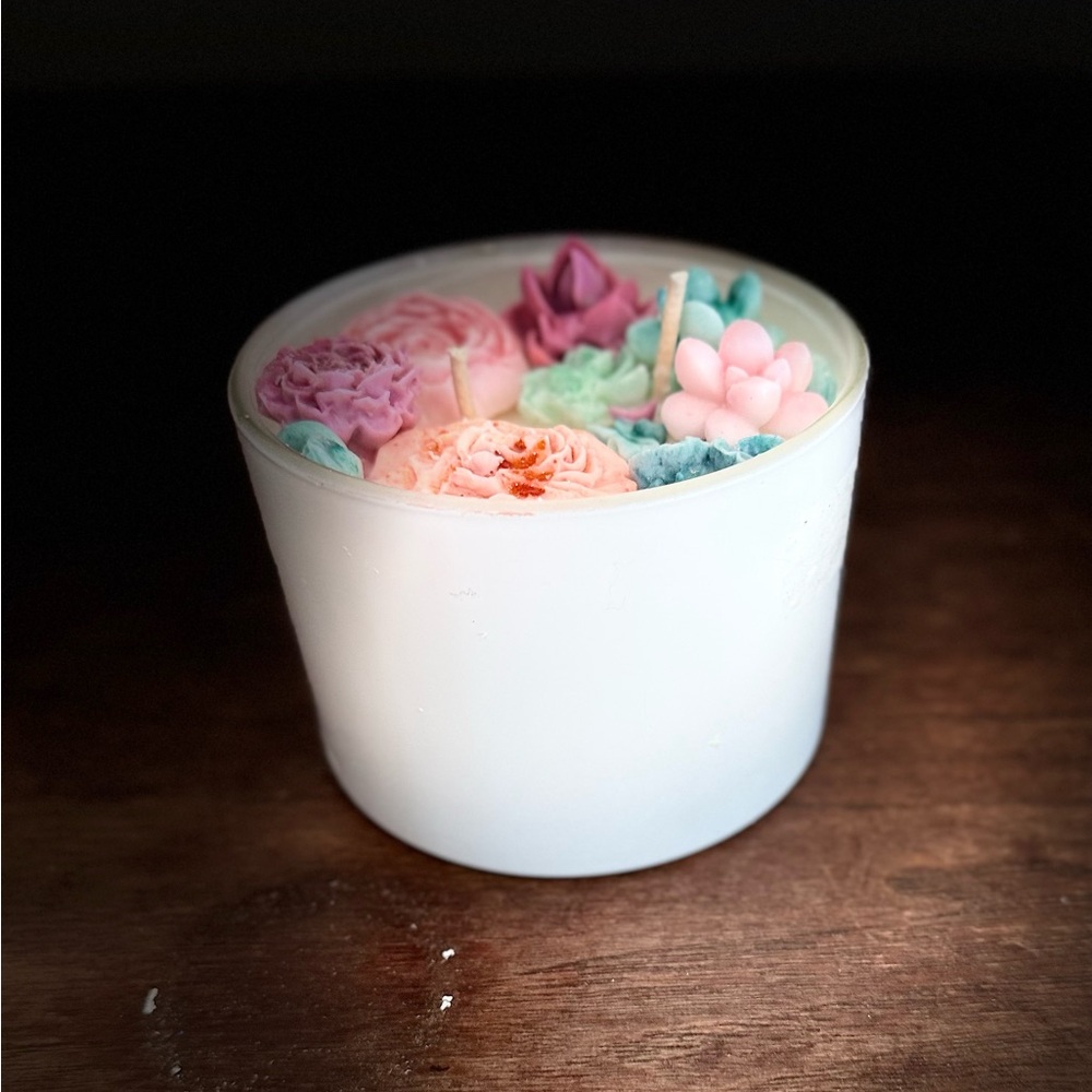 Hand Made Luxury Soy Candle - - Picture 7 of 15